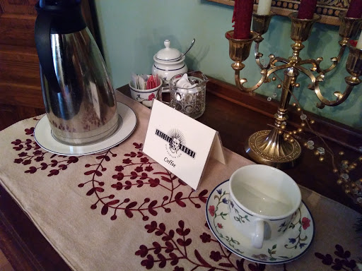 Bed & Breakfast «Chelsea House Victorian Inn», reviews and photos, 118 E Middle St, Chelsea, MI 48118, USA