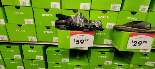 Shoe Store «Shoe Carnival», reviews and photos, 2105 N Prospect Ave, Champaign, IL 61822, USA