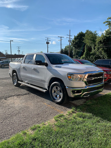 Car Dealer «Klaben Chrysler Jeep Dodge Inc.», reviews and photos, 1106 W Main St, Kent, OH 44240, USA