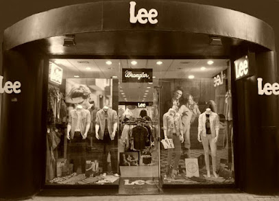 Lee & Wrangler Mağazası