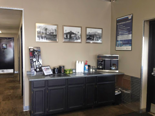 Auto Repair Shop «Shores Car Care», reviews and photos, 31080 Harper Ave, St Clair Shores, MI 48082, USA