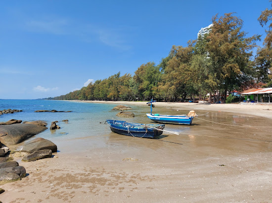 Mae Ram Phueng Beach