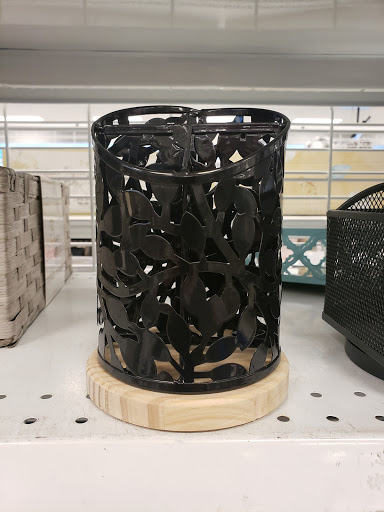 Ross Dress for Less image
