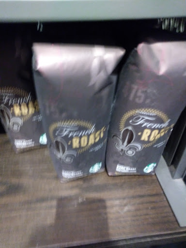 Coffee Shop «Starbucks», reviews and photos, 4255 Genesee St #100, Cheektowaga, NY 14225, USA