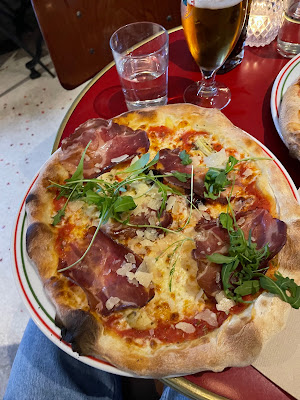 La Cerise sur la Pizza - Rue de Bretagne à Paris