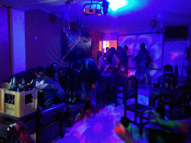 Opiniones de The King Bar Karaoke en Quito - Pub