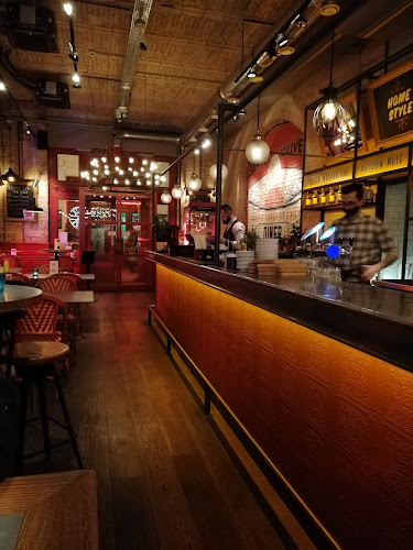 Értékelések erről a helyről: Jamie Oliver's Diner Budapest, Budapest - Pizza