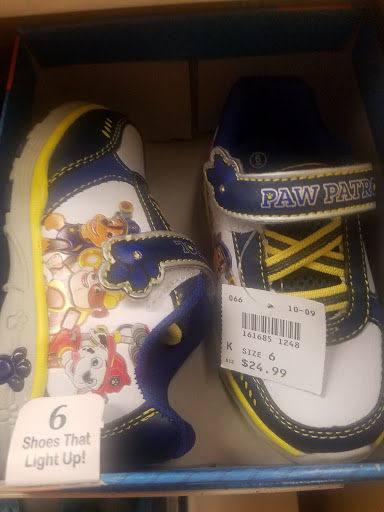 Shoe Store «Payless ShoeSource», reviews and photos, 50 E 170th St # 52, Bronx, NY 10452, USA