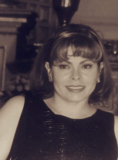 Tattoo Shop «La Familia Tattoo», reviews and photos, 208 S New Braunfels Ave, San Antonio, TX 78223, USA