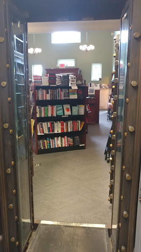 Book Store «Book Vault», reviews and photos, 105 S Market St, Oskaloosa, IA 52577, USA