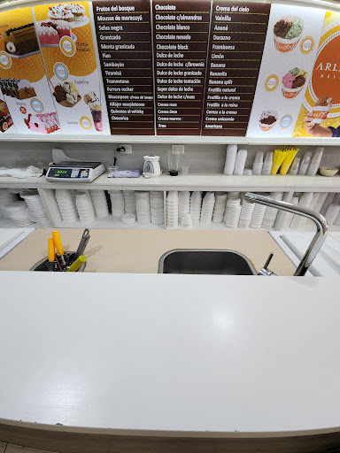 Arlequín Helados - Ice cream shop en Rivadavia