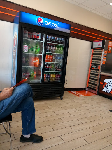 Shopping Mall «Southside Shopping Center», reviews and photos, 1415 S 14th St, Leesburg, FL 34748, USA