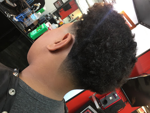 Barber Shop «Shaving Art Barber Shop», reviews and photos, 61A Main St, Hackensack, NJ 07601, USA