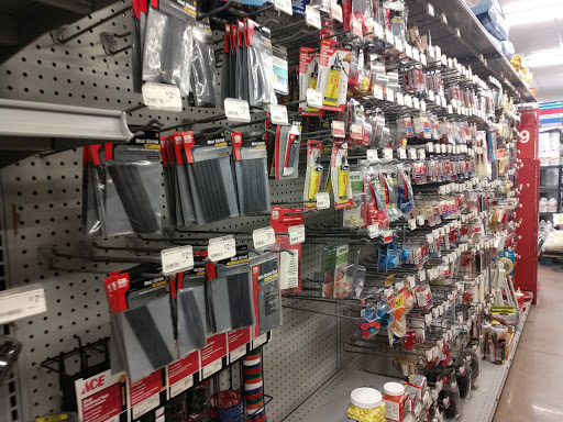 Hardware Store «Oakhurst Ace Hardware», reviews and photos, 9137 Oakhurst Rd, Seminole, FL 33776, USA