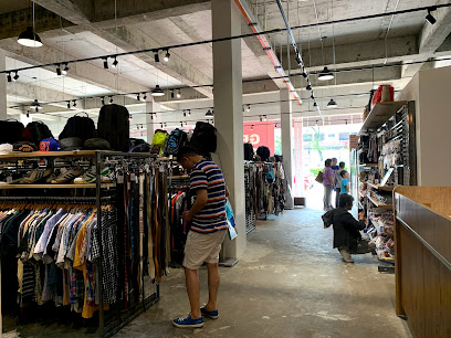 2nd Street Bandar Utama Bundle Shop