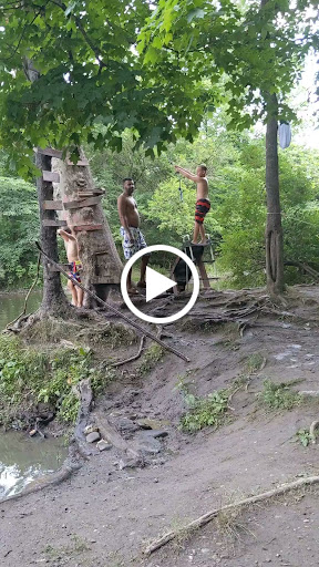 Drive-in Movie Theater «Overlook Drive-In Theatre», reviews and photos, 126 De Garmo Rd, Poughkeepsie, NY 12601, USA