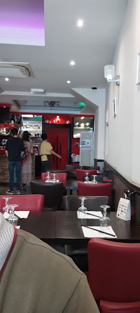 Atmosphère du Restaurant japonais Sushi royal à La Rochelle - n°2