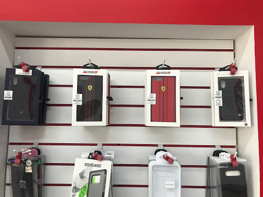 Phone Repair Service «Gadget MD- Cell Phone Repair», reviews and photos, 11660 Westheimer Rd #111, Houston, TX 77077, USA