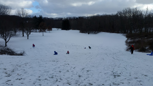 Golf Course «Big Met Golf Course», reviews and photos, 4811 Valley Pkwy, Fairview Park, OH 44126, USA