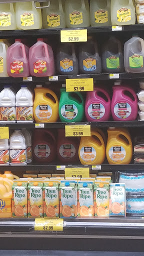 Supermarket «Food Fair La Gran Marqueta», reviews and photos, 946 Market St, Paterson, NJ 07513, USA