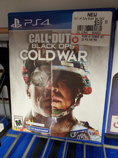 Video Game Store «GameStop», reviews and photos, 3980 Hollis St, Emeryville, CA 94608, USA