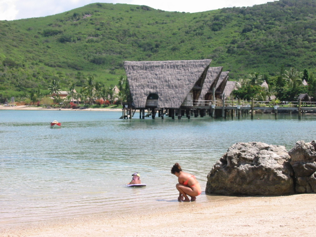Kuendu Beach photo #9