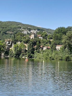 Parking P1 à Saint-Cirq-Lapopie