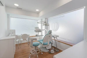 Clínica Dental Dra. Pilar Moreno Arroyo image