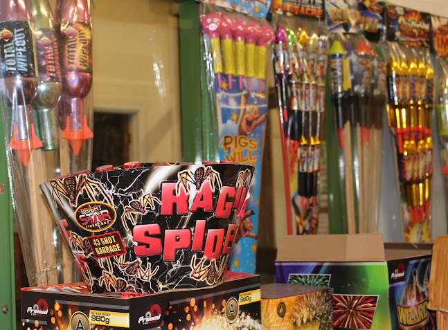 Comments and reviews of Orbit Fireworks Shop