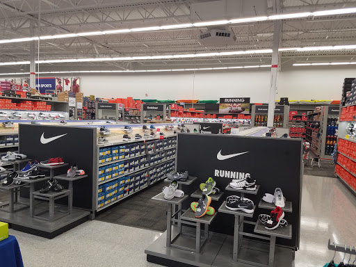 Sporting Goods Store «Academy Sports + Outdoors», reviews and photos, 14260 Manchester Rd, Manchester, MO 63011, USA