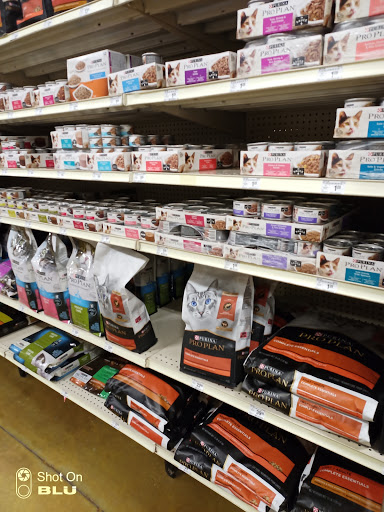 Pet Supply Store «PetSmart», reviews and photos, 1591 Bradley Park Dr, Columbus, GA 31904, USA