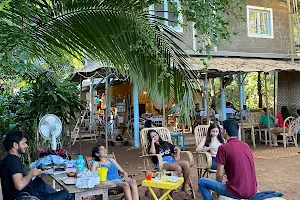 Barefoot Goa : Coffee, Cocktails, Clean food & Gigs image