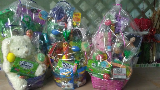 Florist «Petite Flower Shop», reviews and photos, 1501 Harry Wurzbach Rd, San Antonio, TX 78209, USA