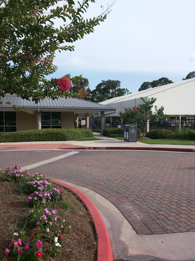 Public Swimming Pool «Conroe Aquatic Center», reviews and photos, 1205 Candy Cane Lane, Conroe, TX 77301, USA