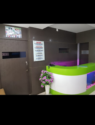 رعاية الأسنان العائلية - Family Dental Care