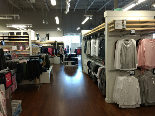 Clothing Store «Gap Outlet», reviews and photos, 2525 Grand Ave, Ames, IA 50010, USA