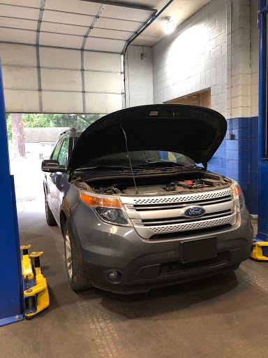 Auto Repair Shop «Lobbestael Automotive, LLC», reviews and photos, 15104 NE Caples Rd, Brush Prairie, WA 98606, USA