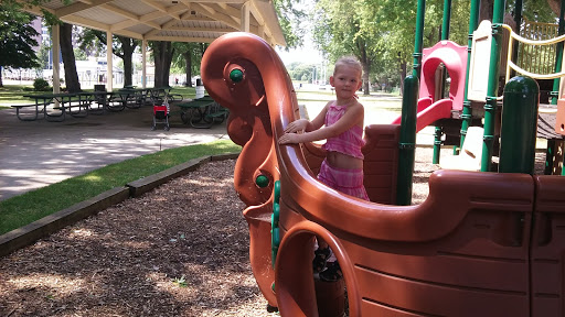 Park «Wahby Park», reviews and photos, 24800 Jefferson Ave, St Clair Shores, MI 48080, USA