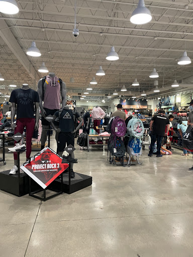 Clothing Store «Under Armour Factory House», reviews and photos, 12801 W Sunrise Blvd #429, Sunrise, FL 33323, USA