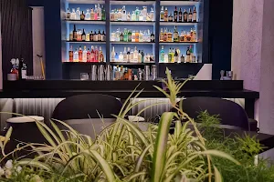 Triplo Cocktail Bar image