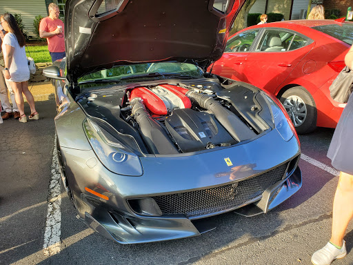 Shopping Mall «Village Centre», reviews and photos, 776 Walker Rd, Great Falls, VA 22066, USA