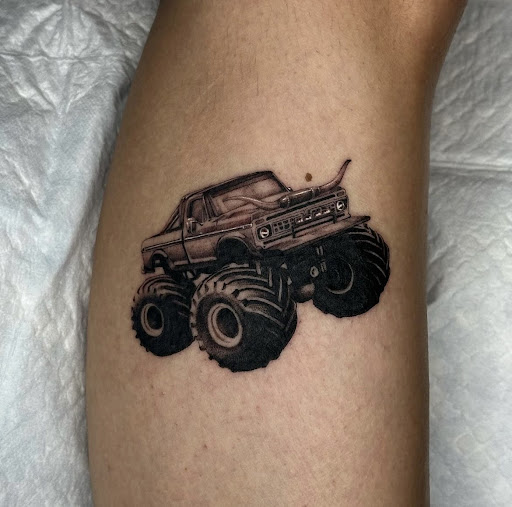 Explore half sleeve men tattoo ideas, creative tattoo ideas in Las Vegas, available at Last Love Tattoo Parlour