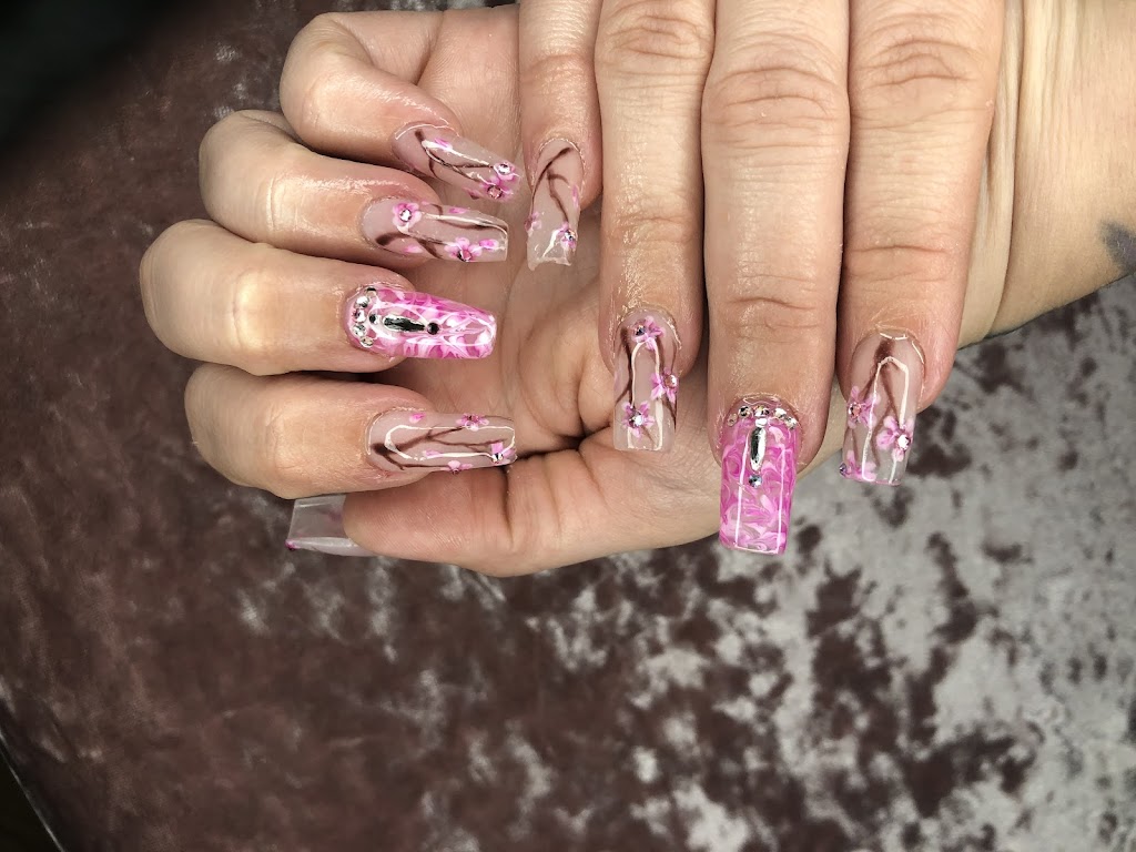 Be.you.tiful beauty salon 24739