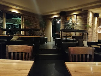 Dolce Vita Restaurant-Lounge-Cocktail & Eis