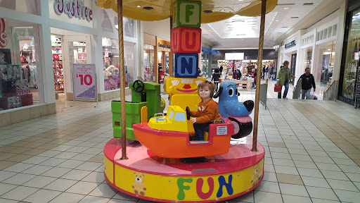 Shopping Mall «Muncie Mall», reviews and photos, 3501 N Granville Ave, Muncie, IN 47303, USA