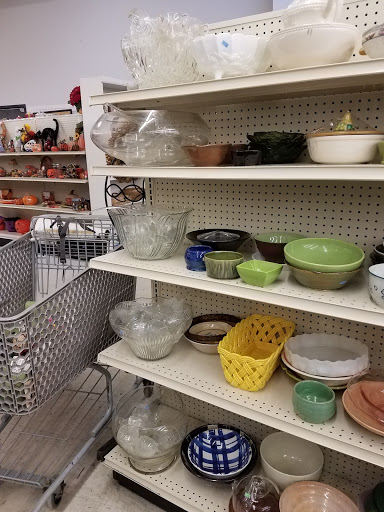 Thrift Store «The Salvation Army Family Store & Donation Center», reviews and photos, 43403 Joy Rd, Canton, MI 48187, USA