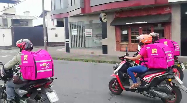 Servicio de mensajería y delivery en Santo Domingo