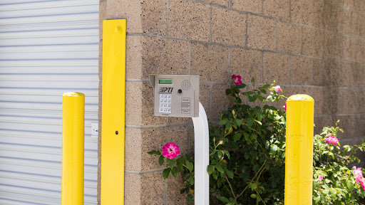 Self-Storage Facility «Airport Mini Storage», reviews and photos, 7044 Arlington Ave, Riverside, CA 92503, USA