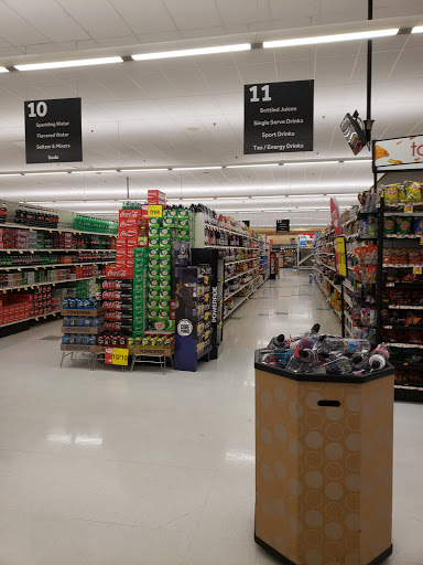 Grocery Store «Stop & Shop», reviews and photos, 460 Blue Hill Avenue, Boston, MA 02121, USA