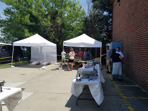 Tobacco Shop «Pitbull Tobacco & More», reviews and photos, 154 S Rosemont Rd, Virginia Beach, VA 23452, USA